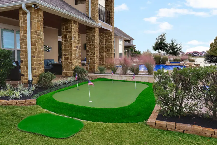 backyard putting green